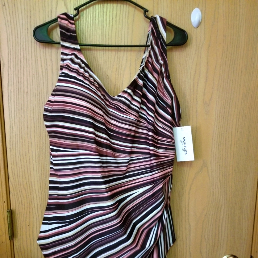 Plus size swim suit